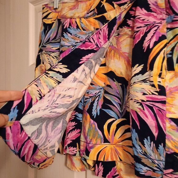 St Johns Bay Skort, Multi-Color Floral, Sz 10 Stretch, Hi Rise, New - Picture 2 of 8